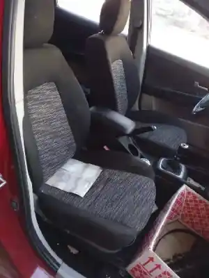 Здавання транспортного засобу kia cee´d active року 2008 потужний g4fc