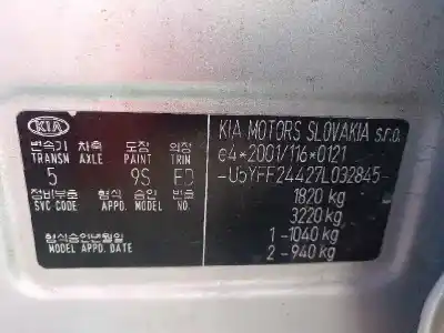 Veicolo di demolizione kia cee´d 1.6 crdi cat dell'anno 2008 alimentato d4fb