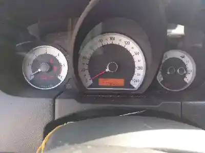 Veicolo di demolizione kia cee´d 1.6 crdi cat dell'anno 2008 alimentato d4fb