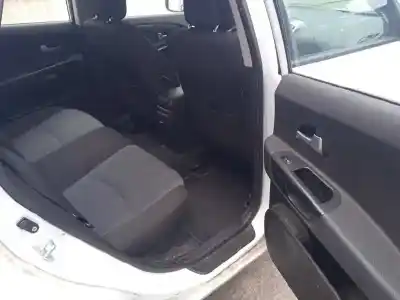 Veicolo di demolizione kia pro cee´d (ed) 1.6 crdi 90 dell'anno 2012 alimentato d4fb