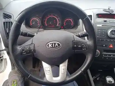 Veicolo di demolizione kia pro cee´d (ed) 1.6 crdi 90 dell'anno 2012 alimentato d4fb