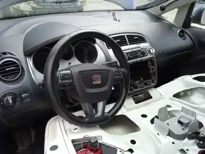 Vehicul casat seat                                               altea xl (5p5)                                                                                                                                                                                                                                             stylance / style                                                                                                                                                                                                                                           al anului 2012 alimentat cayc