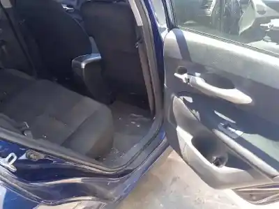 Veículo de Sucata toyota auris sol do ano 2007 alimentado 1zr