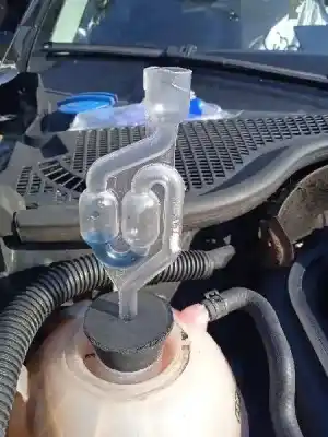 Veículo de Sucata skoda octavia berlina (1z3) executive do ano 2010 alimentado bmm