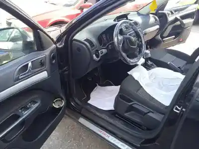 Veículo de Sucata skoda octavia berlina (1z3) executive do ano 2010 alimentado bmm