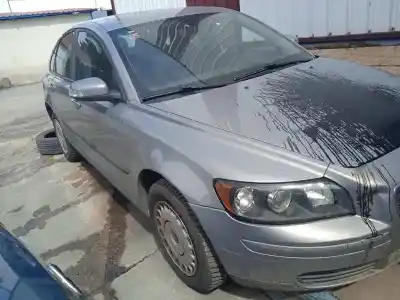 Vehicul casat VOLVO S40 BERLINA 1.6 D Momentum al anului 2007 alimentat D4164T