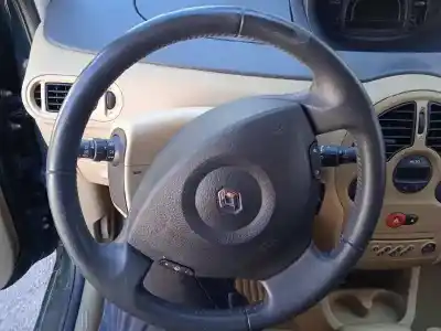 Vehicul casat renault modus 1.4 16v al anului 2005 alimentat k4j770