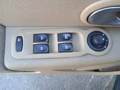 Vehicul casat renault modus 1.4 16v al anului 2005 alimentat k4j770