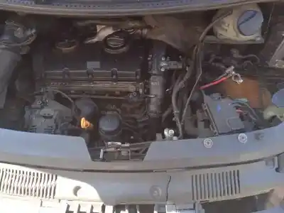 Veicolo di demolizione seat alhambra (7v9) 1.9 tdi dell'anno 2004 alimentato auy