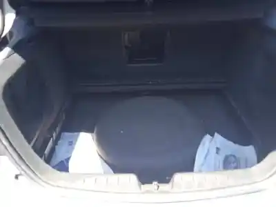 Sloopvoertuig seat toledo (5p2) reference van het jaar 2005 aangedreven bjb