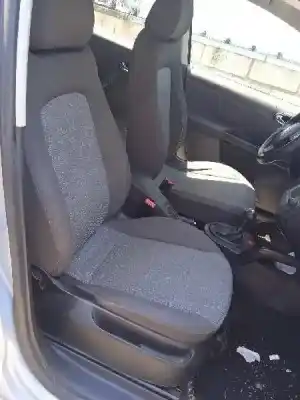Sloopvoertuig seat toledo (5p2) reference van het jaar 2005 aangedreven bjb