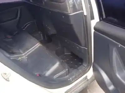 Veículo de Sucata seat altea xl (5p5, 5p8) 1.6 tdi do ano 2011 alimentado cay