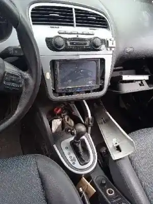 Veículo de Sucata seat altea xl (5p5, 5p8) 1.6 tdi do ano 2011 alimentado cay