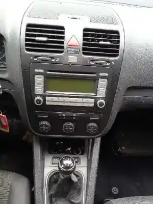 Здавання транспортного засобу volkswagen jetta (1k2) 1.9 tdi року 2007 потужний bxe