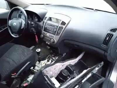 Scrapping Vehicle kia cee´d 1.6 crdi cat of the year 2009 powered d4fb