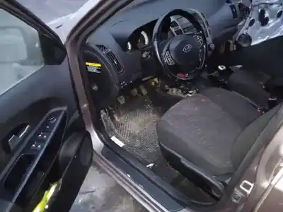 Scrapping Vehicle kia cee´d 1.6 crdi cat of the year 2009 powered d4fb