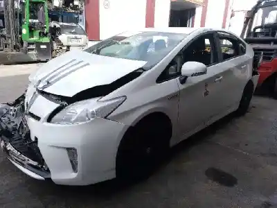 Vehicul casat TOYOTA PRIUS (NHW30) * al anului 2013 alimentat 2ZR