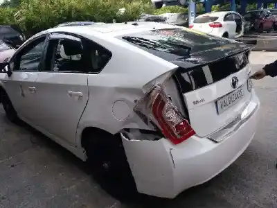 Здавання транспортного засобу toyota prius (nhw30) * року 2013 потужний 2zr
