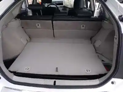 Здавання транспортного засобу toyota prius (nhw30) * року 2013 потужний 2zr