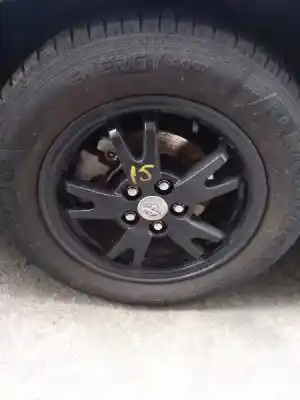 Здавання транспортного засобу toyota prius (nhw30) * року 2013 потужний 2zr