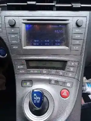 Здавання транспортного засобу toyota prius (nhw30) * року 2013 потужний 2zr