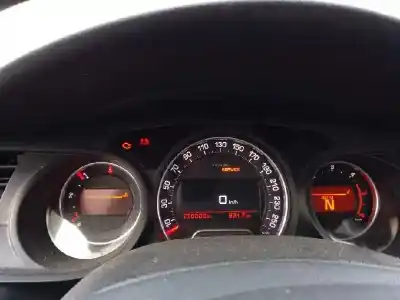 Veículo de Sucata citroen c5 station wagon 1.6 hdi fap do ano 2012 alimentado 9hr