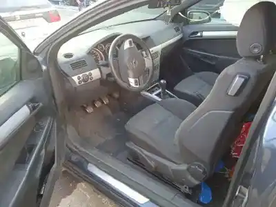 Veículo de Sucata opel astra gtc enjoy do ano 2006 alimentado z16xep