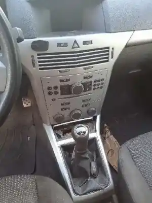 Veículo de Sucata opel astra gtc enjoy do ano 2006 alimentado z16xep