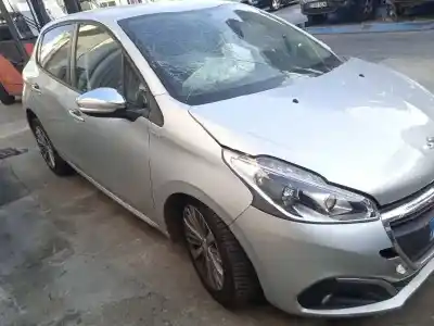 Veículo de Sucata peugeot 208 i (ca_, cc_) 1.6 bluehdi 100 do ano 2018 alimentado bh02