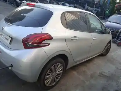 Veículo de Sucata peugeot 208 i (ca_, cc_) 1.6 bluehdi 100 do ano 2018 alimentado bh02