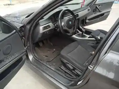 Veículo de Sucata bmw serie 3 berlina (e90) 320d do ano 2006 alimentado 204d4