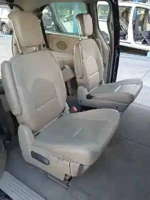 Verschrottungsfahrzeug chrysler voyager (rg) motor 2.8 ltr. - 110 kw crd cat des jahres 2006 angetrieben vm47c