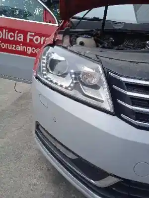 Veículo de Sucata volkswagen passat variant (365) advance 4motion bluemotion do ano 2013 alimentado cff