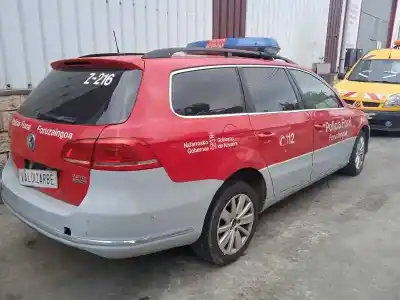 Veículo de Sucata volkswagen passat variant (365) advance 4motion bluemotion do ano 2013 alimentado cff