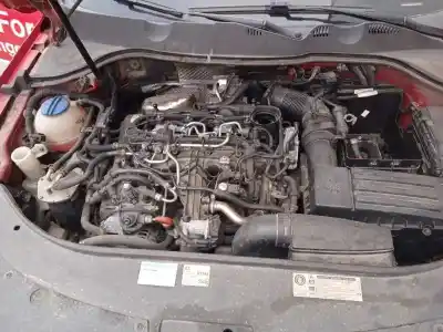 Veículo de Sucata volkswagen passat variant (365) advance 4motion bluemotion do ano 2013 alimentado cff