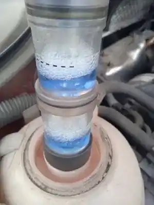 Veículo de Sucata volkswagen passat variant (365) advance 4motion bluemotion do ano 2013 alimentado cff