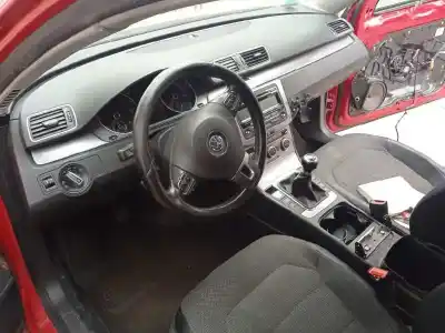 Veículo de Sucata volkswagen passat variant (365) advance 4motion bluemotion do ano 2013 alimentado cff