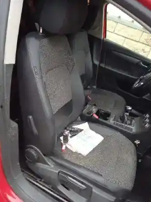 Veículo de Sucata volkswagen passat variant (365) advance 4motion bluemotion do ano 2013 alimentado cff