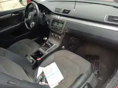 Veículo de Sucata volkswagen passat variant (365) advance 4motion bluemotion do ano 2013 alimentado cff