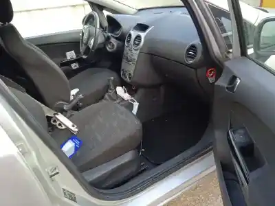 Sloopvoertuig opel corsa d essentia van het jaar 2011 aangedreven a13dtc