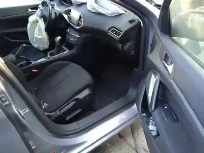 Veicolo di demolizione peugeot 308 active dell'anno 2013 alimentato 9h06