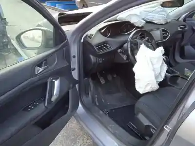 Veicolo di demolizione peugeot 308 active dell'anno 2013 alimentato 9h06