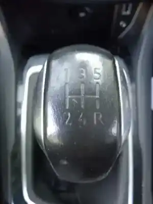 Veicolo di demolizione peugeot 308 active dell'anno 2013 alimentato 9h06