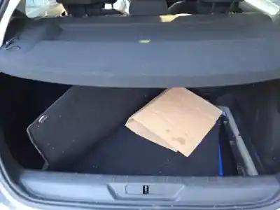 Veicolo di demolizione peugeot 308 active dell'anno 2013 alimentato 9h06