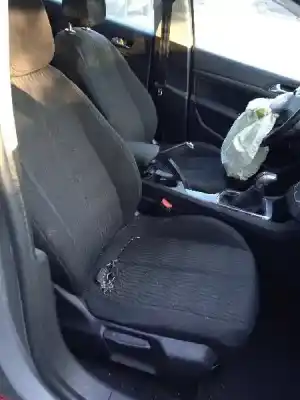 Veicolo di demolizione peugeot 308 active dell'anno 2013 alimentato 9h06