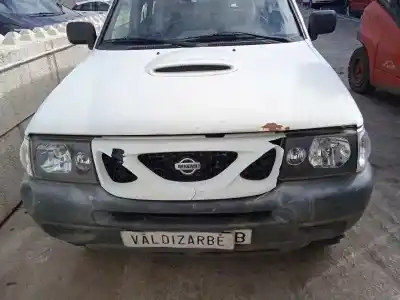 Veículo de Sucata nissan terrano ii (r20) 2.7 td 4wd do ano 2000 alimentado td27t