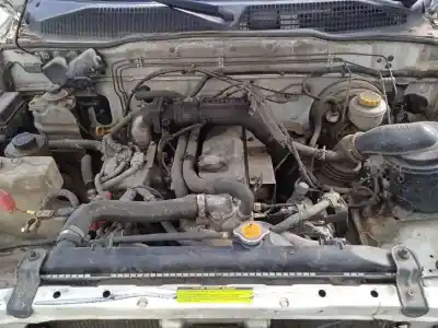 Veículo de Sucata nissan terrano ii (r20) 2.7 td 4wd do ano 2000 alimentado td27t