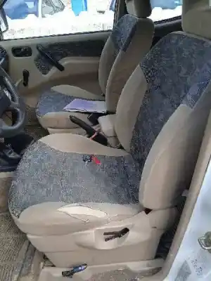 Veículo de Sucata nissan terrano ii (r20) 2.7 td 4wd do ano 2000 alimentado td27t