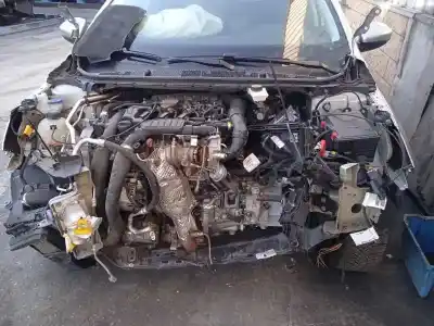 Sloopvoertuig peugeot 308 sw style van het jaar 2016 aangedreven hn02