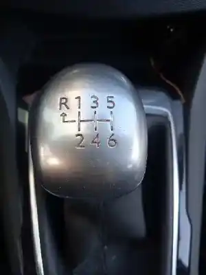 Sloopvoertuig peugeot 308 sw style van het jaar 2016 aangedreven hn02